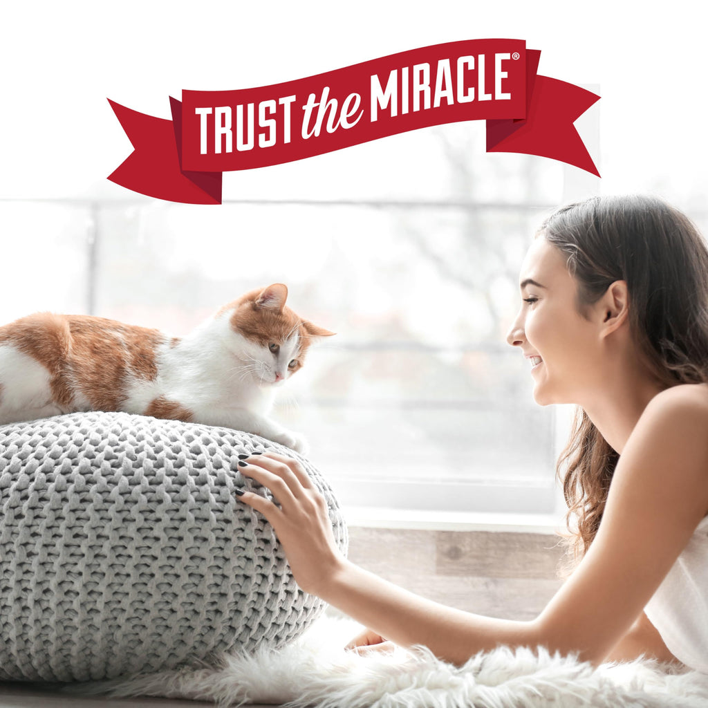Nature's Miracle Cat Urine Destroyer Plus, Enzymatic Cleaner, 32 oz | Destroys the Toughest Cat Urine Stains, For Use on Multiple Surfaces, Safe For Pets and Home*, Fresh Scent