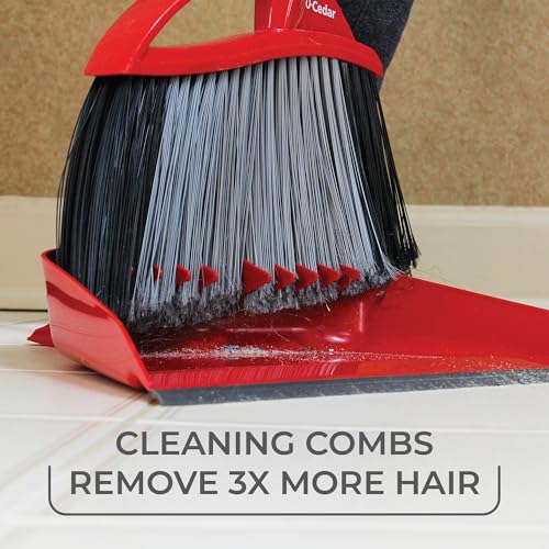 O-Cedar Pet Pro Broom with Step-On Dustpan | Removes Over 99% of Dust & Dirt in One Sweep | Removes 3X More Pet Hair | Quiet Cleaning Tool for Cat and Dog Owners